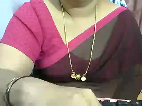 Snapshot of Naughty_Nityaa chatting on January 21, 2025, 5:09 pm Naughty Nityaa online show from January 21, 2025, 5:09 pm