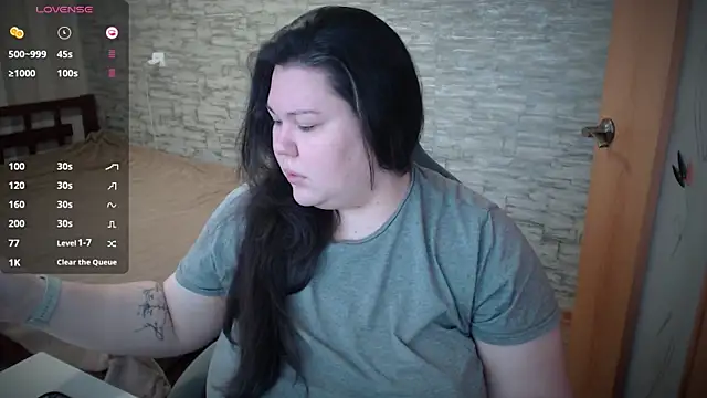 Snapshot of NicaMeow chatting on February 5, 2025, 7:50 am NicaMeow online show from February 5, 2025, 7:50 am