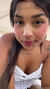 Snapshot of Mariangel_11 chatting on April 18, 2026, 7:07 pm Mariangel 11 online show from April 18, 2026, 7:07 pm