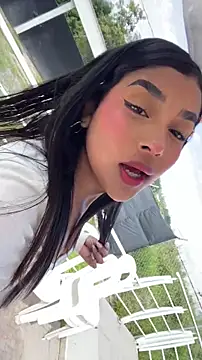 Snapshot of Mariangel_11 chatting on May 12, 2026, 2:14 pm Mariangel 11 online show from May 12, 2026, 2:14 pm