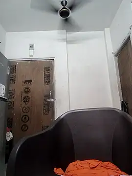 zeepe19 online show from November 7, 2025, 5:07 am