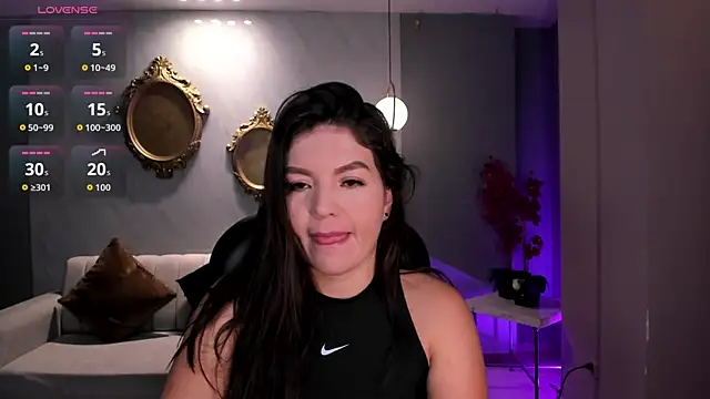 ValeriaRoldanX online show from March 17, 2026, 10:18 am