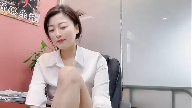 QianF-666 online show from October 19, 2025, 2:12 am