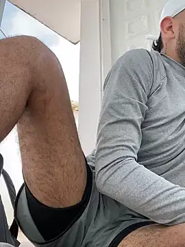 JuanZapata33 online show from December 3, 2024, 8:50 pm