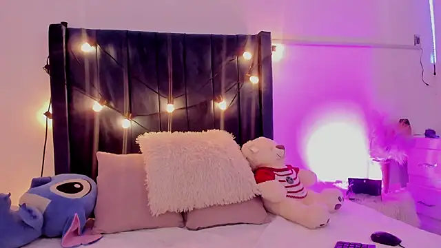 CamiloDoumit online show from January 18, 2025, 11:54 am