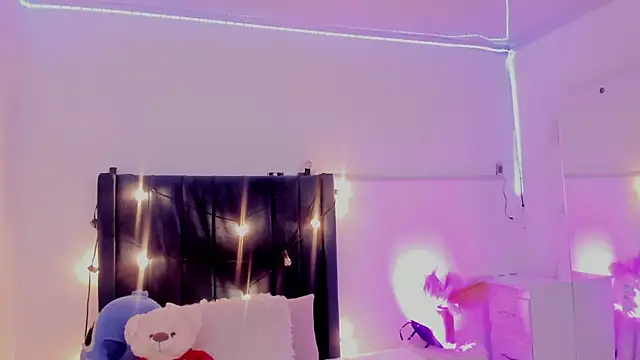 CamiloDoumit online show from January 26, 2025, 3:58 pm