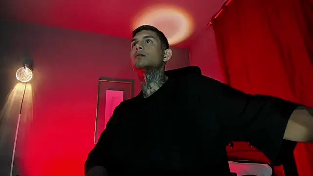 Travistanner 28 online show from March 19, 2026, 5:50 pm