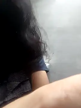 weeif online show from October 2, 2025, 7:10 pm