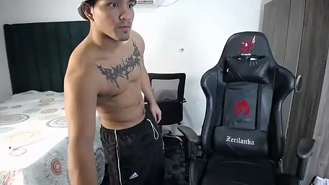 man dur07 online show from February 18, 2025, 8:14 pm