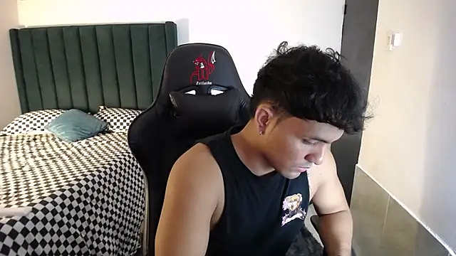 man dur07 online show from October 23, 2025, 11:14 pm