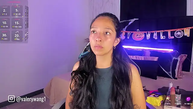 Valery wang online show from October 8, 2025, 11:30 am