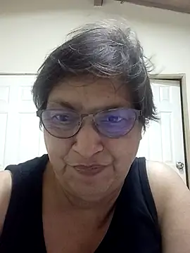 Snapshot of florecita69 chatting on March 19, 2025, 2:16 am florecita69 online show from March 19, 2025, 2:16 am