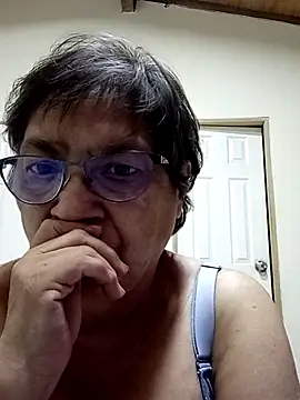 Snapshot of florecita69 chatting on March 22, 2025, 3:20 am florecita69 online show from March 22, 2025, 3:20 am