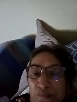 Snapshot of florecita69 chatting on October 3, 2025, 9:06 am florecita69 online show from October 3, 2025, 9:06 am