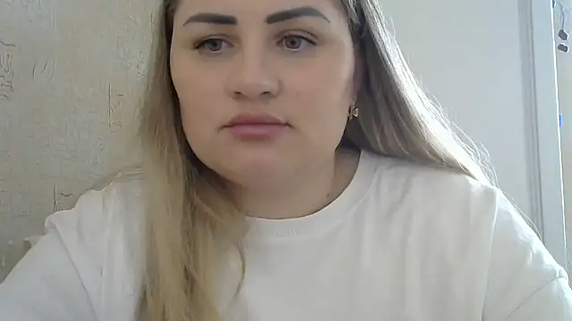 Snapshot of Honeydew-Waves chatting on May 22, 2026, 5:47 am Honeydew-Waves online show from May 22, 2026, 5:47 am