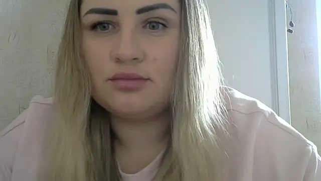 Snapshot of Honeydew-Waves chatting on May 31, 2026, 6:21 am Honeydew-Waves online show from May 31, 2026, 6:21 am