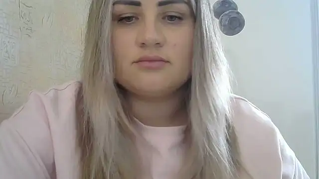Snapshot of Honeydew-Waves chatting on June 27, 2026, 8:41 am Honeydew-Waves online show from June 27, 2026, 8:41 am