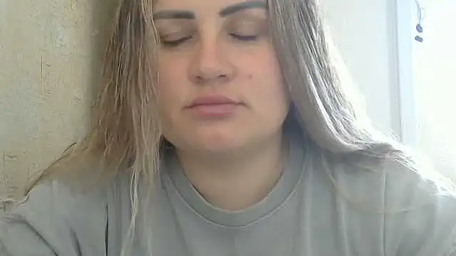 Snapshot of Honeydew-Waves chatting on June 29, 2026, 9:48 am Honeydew-Waves online show from June 29, 2026, 9:48 am