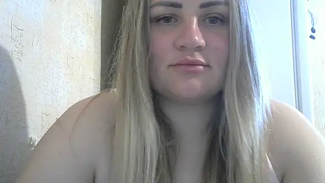 Snapshot of Honeydew-Waves chatting on July 6, 2026, 4:20 am Honeydew-Waves online show from July 6, 2026, 4:20 am