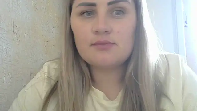 Snapshot of Honeydew-Waves chatting on July 22, 2026, 10:29 am Honeydew-Waves online show from July 22, 2026, 10:29 am