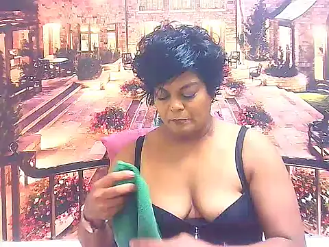 indianCherryPie online show from January 22, 2025, 5:28 pm