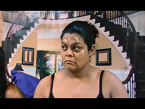 indianCherryPie online show from October 17, 2025, 5:43 am