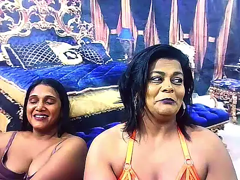 indianCherryPie online show from November 17, 2025, 10:32 am