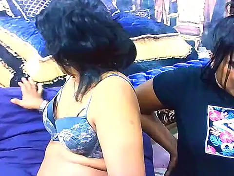 indianCherryPie online show from November 29, 2025, 10:24 pm