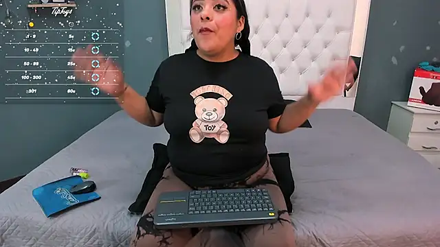 brendamaz online show from November 13, 2025, 11:20 am