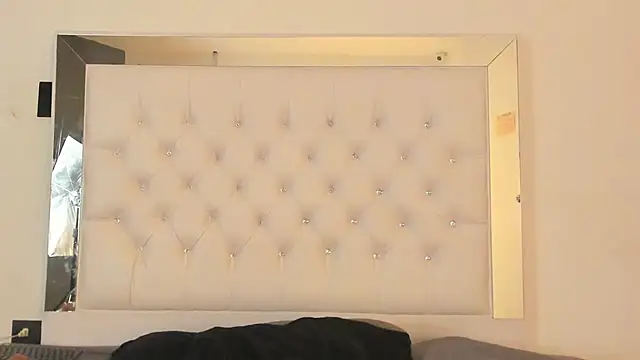 brendamaz online show from December 17, 2025, 11:27 am