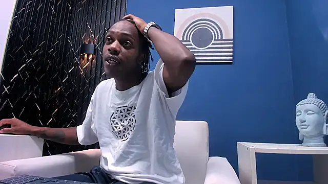 LarryCollin online show from February 2, 2025, 10:46 am