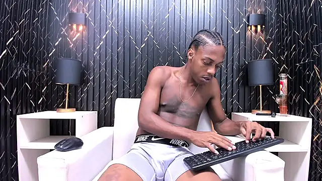 LarryCollin online show from February 20, 2025, 9:44 am