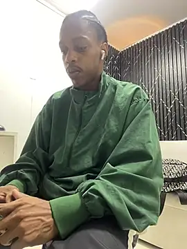 LarryCollin online show from March 17, 2025, 3:36 am