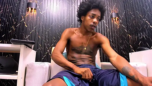 LarryCollin online show from September 24, 2025, 3:26 pm