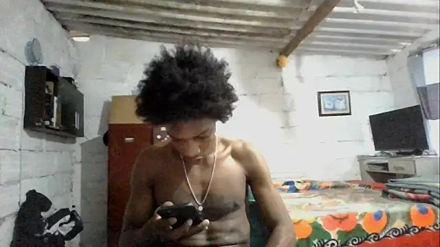 LarryCollin online show from October 29, 2025, 12:29 pm