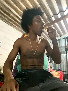 LarryCollin online show from November 1, 2025, 3:19 am