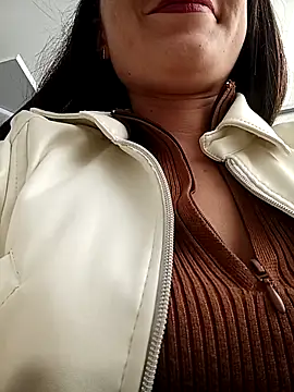 VALERY-03  online show from April 16, 2026, 3:02 pm