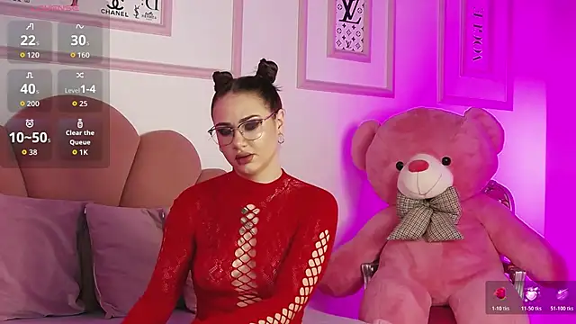 Snapshot of Abby__White chatting on February 8, 2026, 5:27 pm Abby White online show from February 8, 2026, 5:27 pm