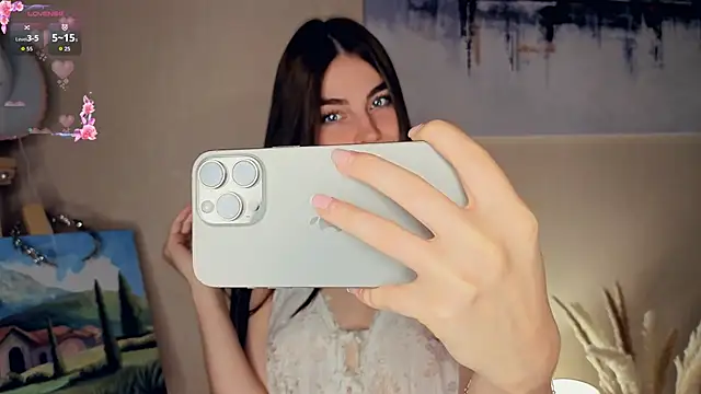 Snapshot of MaryJacksoon chatting on October 14, 2025, 7:42 am MaryJacksoon online show from October 14, 2025, 7:42 am