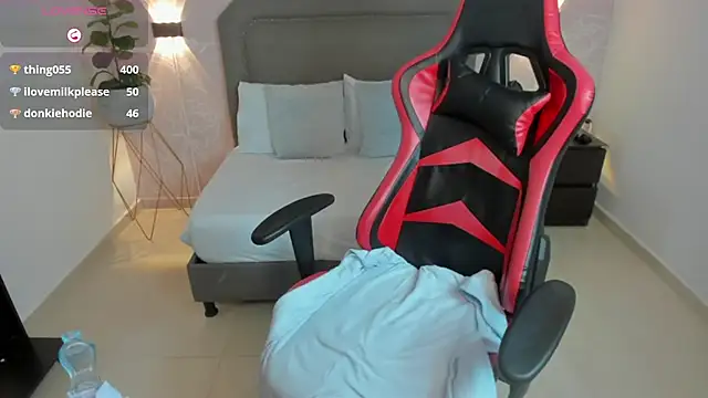 Snapshot of angelica_dymond chatting on February 20, 2025, 3:08 pm angelica dymond online show from February 20, 2025, 3:08 pm