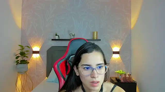 Snapshot of angelica_dymond chatting on February 27, 2025, 12:02 pm angelica dymond online show from February 27, 2025, 12:02 pm