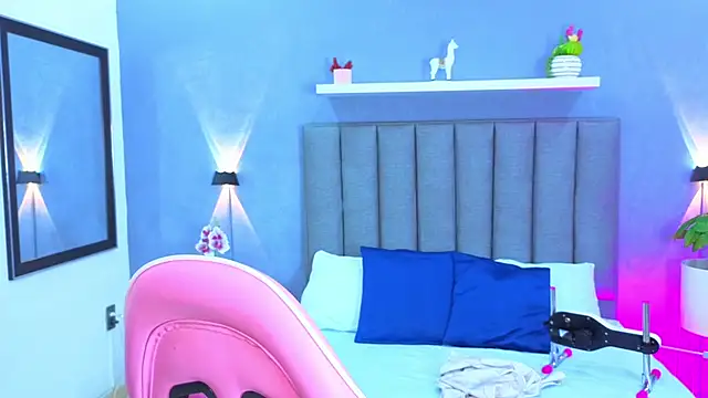 Snapshot of angelica_dymond chatting on October 7, 2025, 12:13 pm angelica dymond online show from October 7, 2025, 12:13 pm