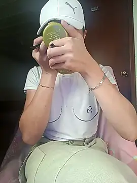 Snapshot of giuliana_andrade chatting on December 12, 2024, 1:28 pm giuliana andrade online show from December 12, 2024, 1:28 pm