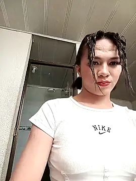 Snapshot of giuliana_andrade chatting on December 14, 2024, 5:14 pm giuliana andrade online show from December 14, 2024, 5:14 pm