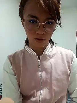 Snapshot of giuliana_andrade chatting on February 18, 2025, 12:49 pm giuliana andrade online show from February 18, 2025, 12:49 pm