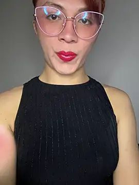 Snapshot of giuliana_andrade chatting on March 10, 2025, 1:43 pm giuliana andrade online show from March 10, 2025, 1:43 pm