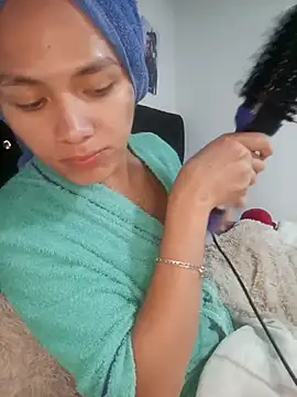 Snapshot of giuliana_andrade chatting on October 10, 2025, 1:37 am giuliana andrade online show from October 10, 2025, 1:37 am