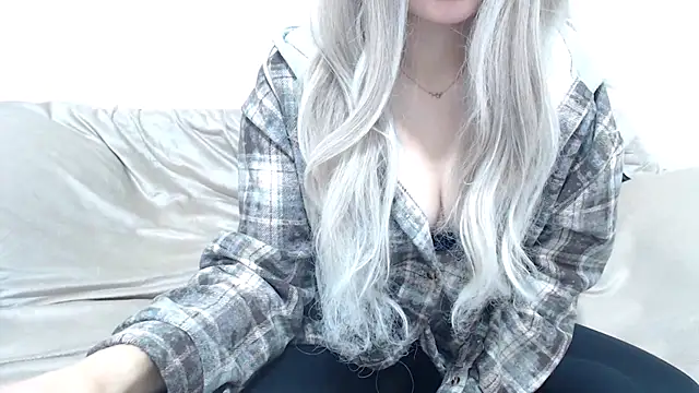  kitty Rose  online show from January 19, 2026, 3:43 am