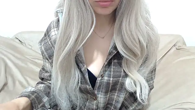  kitty Rose  online show from April 6, 2026, 2:20 am