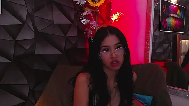 ava jhonsson online show from December 17, 2024, 6:42 pm